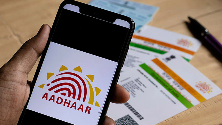 aadhaar card link with mobile number